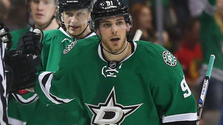 Tyler Seguin Shows His Gross Achilles Injury To Everyone